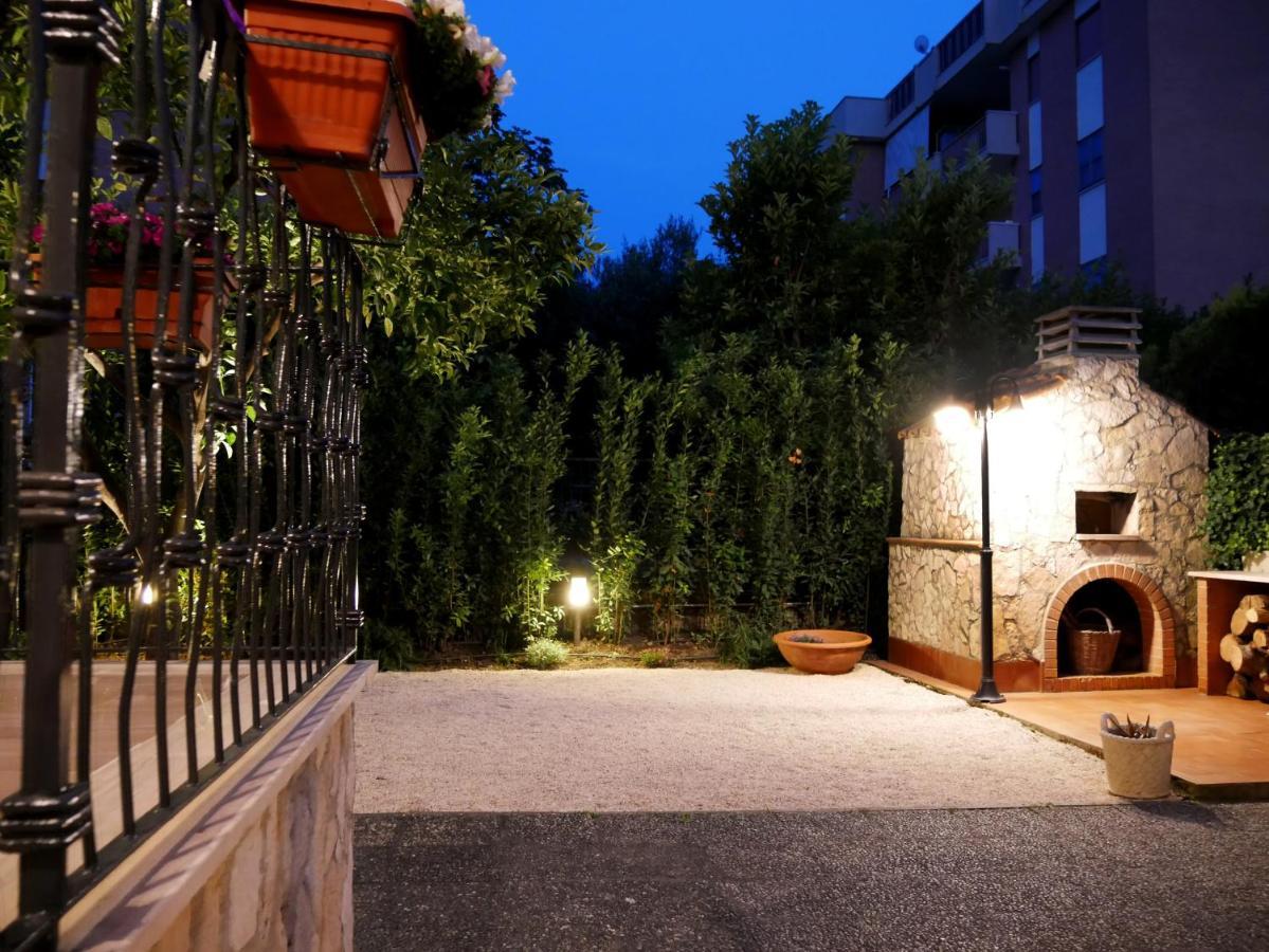 Villa Borghese B&B ฟอจเจีย ภายนอก รูปภาพ